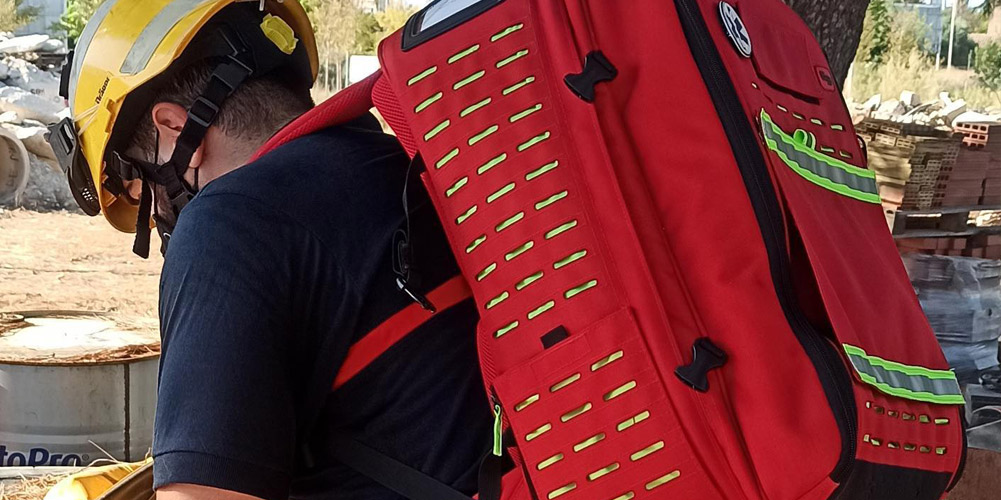 北京紅立方應急包,三角巾急救包,單兵急救包,人防應急包等產(chǎn)品展示